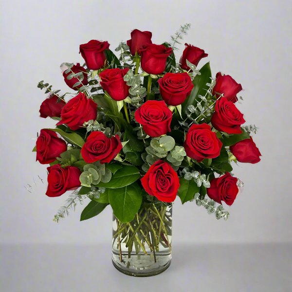 2 Dozen Modern Roses Arrangement by florist dubai