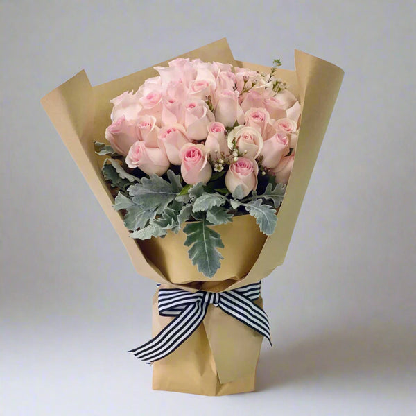 Elegant Pink Rose Bouquet From Best Florist in Dubai