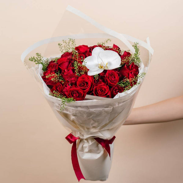 Premium Red Rose Bouquet From Best Florist in Dubai