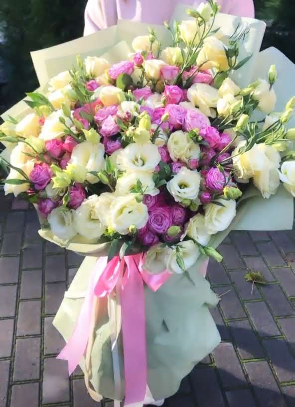 Royal Bliss by florist dubai